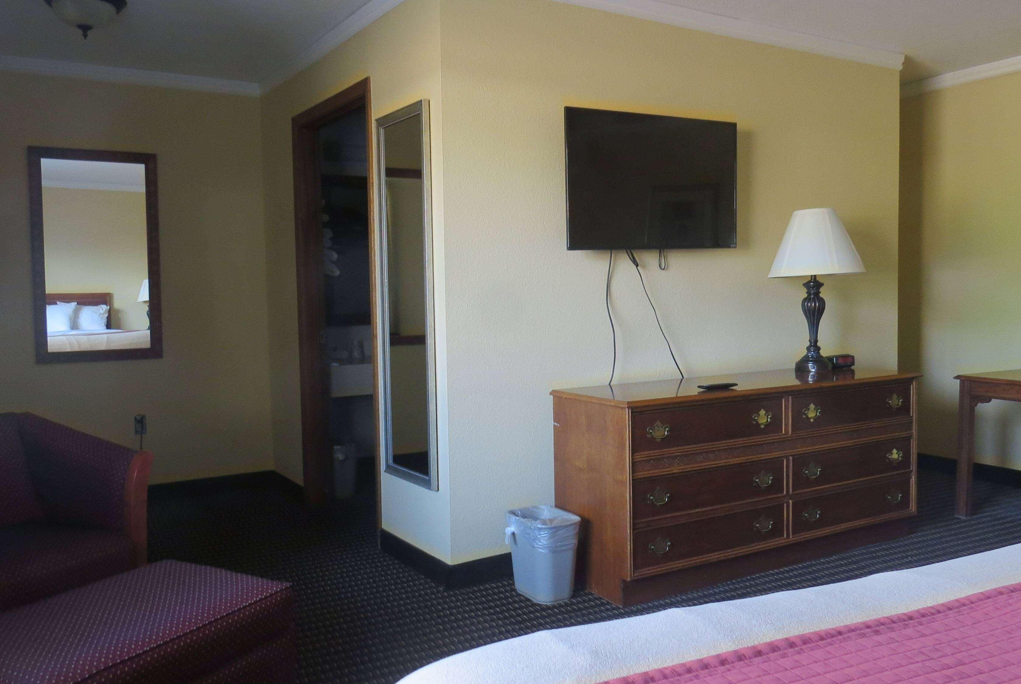 Travelodge By Wyndham Stratton Εξωτερικό φωτογραφία